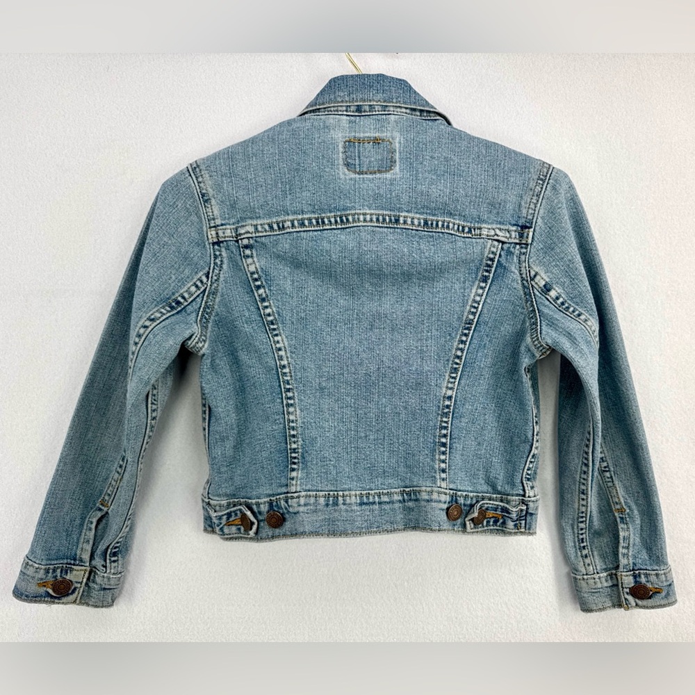 Levi’s Girl’s Blue Jean Jacket Denim Classic Trucker Distressed Pockets Sz M - Picture 3 of 6